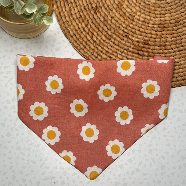 Pink Daisy Scrunchie Pet Bandana