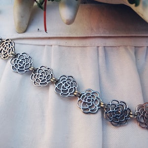 Fashionable apron chain for dirndl antique silver made of many filigree rose petals traditional costume jewelry image 1