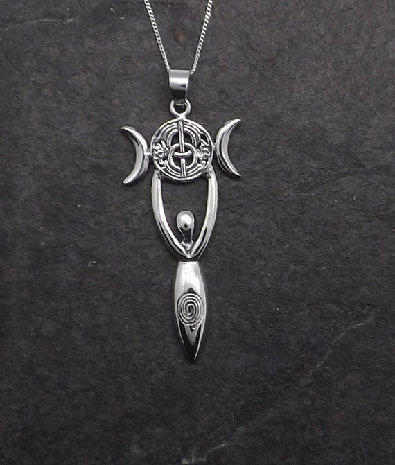 Sterling Silver Goddess with 6mm Amethyst Pendant Sterling Silver Goddess with 6mm Amethyst Pendant