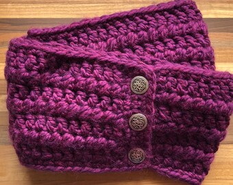 Purple Buttoned Infinity Scarf | Knitted Infinity Cowl | Womens Knit Scarf | Crochet Loop Scarf | Bulky Wool Scarf