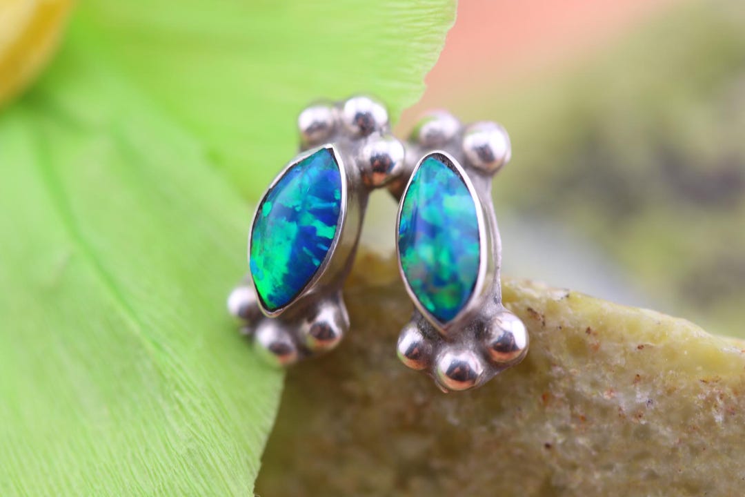Native American Earrings Handmade by Zuni Pueblo Artist Fred