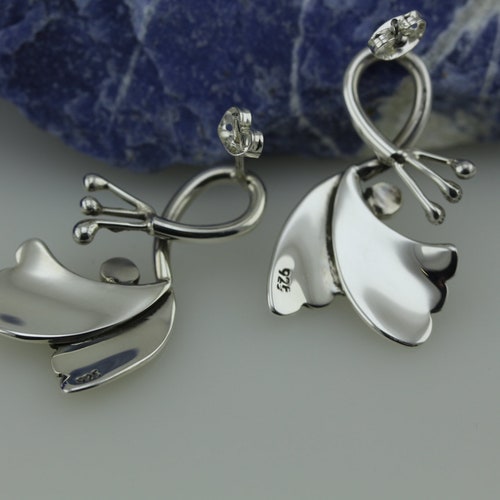 Handmade Contemporary shops Earrings in Sterling Silver