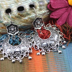 Handmade Filigree Earrings by Award Winning Artist Carlos Ortega