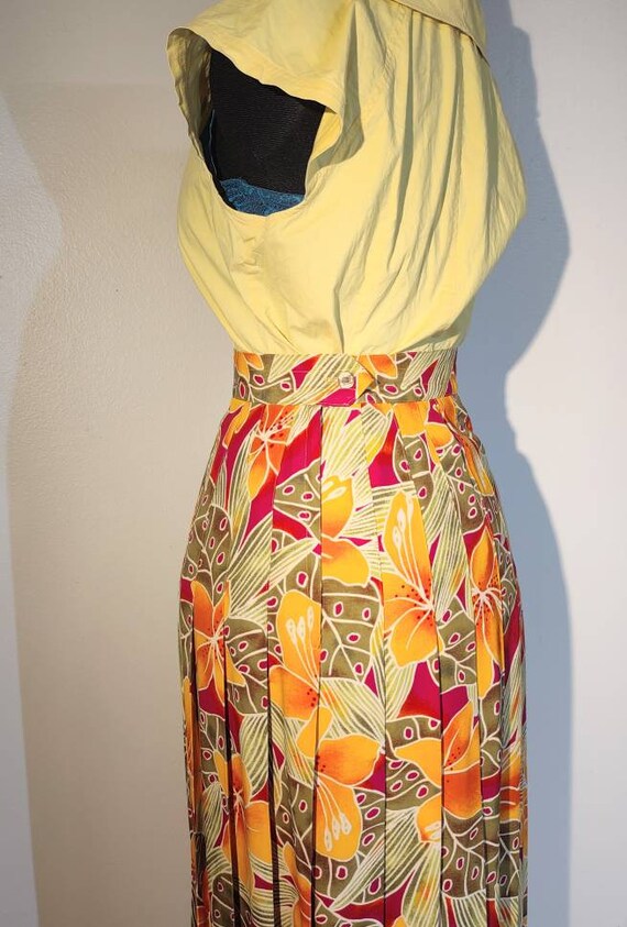 Vintage 1980s Benard Holtzman pleated skirt in bo… - image 2