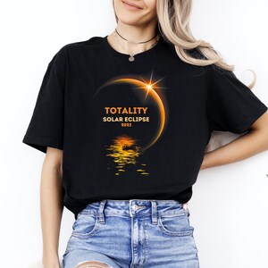 Solar Eclipse 2025 T-Shirt, Totality Solar Eclipse 2025, Solar Eclipse Shirt, Lunar Eclipse TShirt, Astronomy Shirt, Moon Phase Shirt