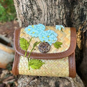 Monedero Tiny Cuties con cinta bordada, accesorio de fiesta Gadern: regalo de graduación para evento formal bohemio chic, regalos personalizados para ella