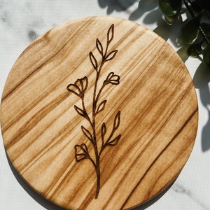 Wildflower Coaster Set Set of 4 Wooden Coasters Olive Wood Wood Grain Floral image 4
