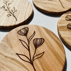 Wildflower Coaster Set Set of 4 Wooden Coasters Olive Wood Wood Grain Floral image 3