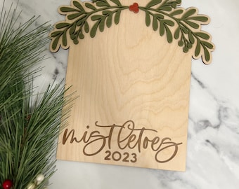 Mistletoes Baby Footprint Sign, Footprint Keepsake, Baby Footprint Sign, Christmas Footprint Keepsake, Baby Sign, Newborn Announcement