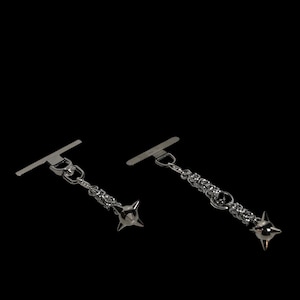 Brelok do telefonu z cepem i kolczugą