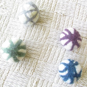 Sheep Wool Dryer Balls (set of 4)