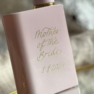Calligraphy Engraved Perfume Bottle. Personalized Gift for Wedding ~ Bride, Groom, Bridesmaid, Groomsmen, Maid of Honor, Mother of the Bride