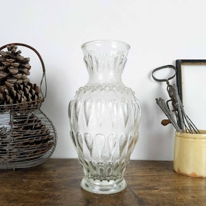 1950s Clear Glass Vase, Retro French Baluster Shaped Flower Vase, Vintage Boho Home Decor, Textured Glass Vase,Shabby Chic Table Centerpiece