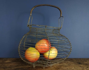 Primitive French Wire Basket, Rustic Egg Basket, 1930s French Salad Basket, Vintage Handled Basket, Vintage Market Basket,Egg Basket
