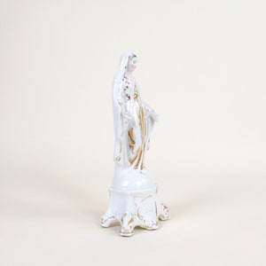 Antique 1800s French Virgin Mary Paris Porcelain Figurine, Religious Ceramic Madonna Statue, Our Lady Home Chapel, Antique Christian Decor image 9