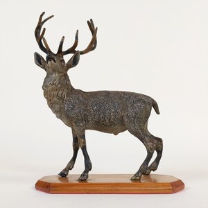 Antique Vienna Austria Bronze Deer Sculpture, Cold Painted GESCHÜTZT Bronze Animal Art Statue image 3