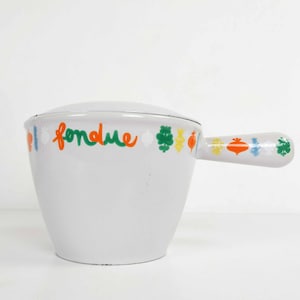 Vintage Le Creuset Cheese Fondue Dish With Lid, Enamel Dutch Oven Kitchen Cooking Pot From France, Retro French Kitchenware, Induction Ok