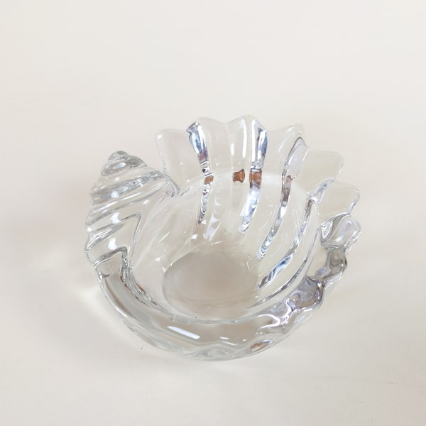 vintage Français Mid Century 1950s Conch Shell Crystal Glass Catch All Bowl ou Ring Dish