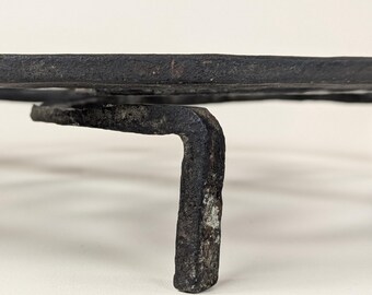 Dessous De Plat En Fer Forgé XIXe - Forme Fer à Cheval - Art De La Table Ancien