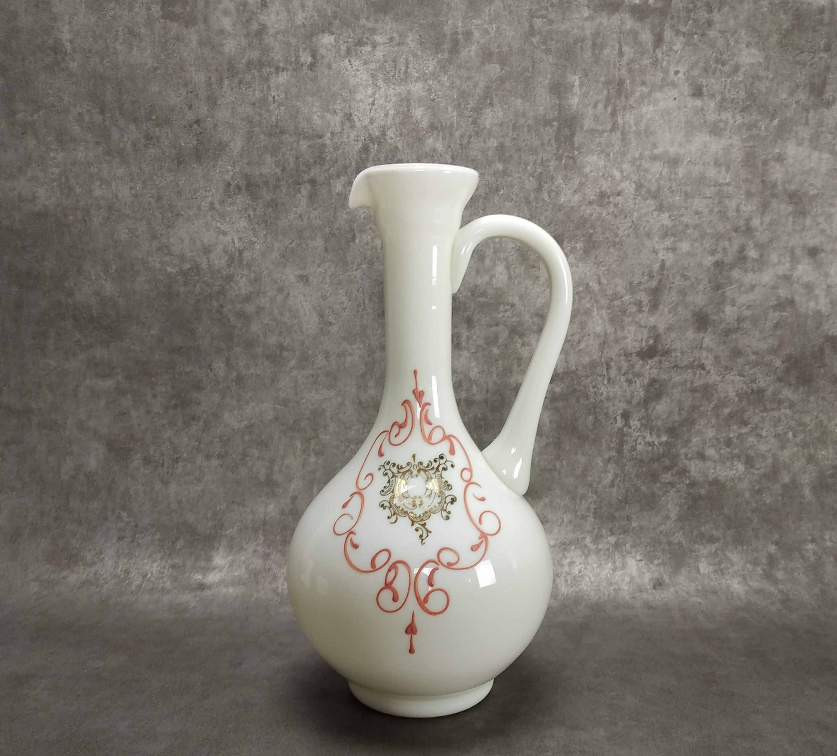 Vintage Italien Blanc Opaline Verre Claret Jug, Mid Century Wine Carafe, Hand Decorated Decanter, Ho