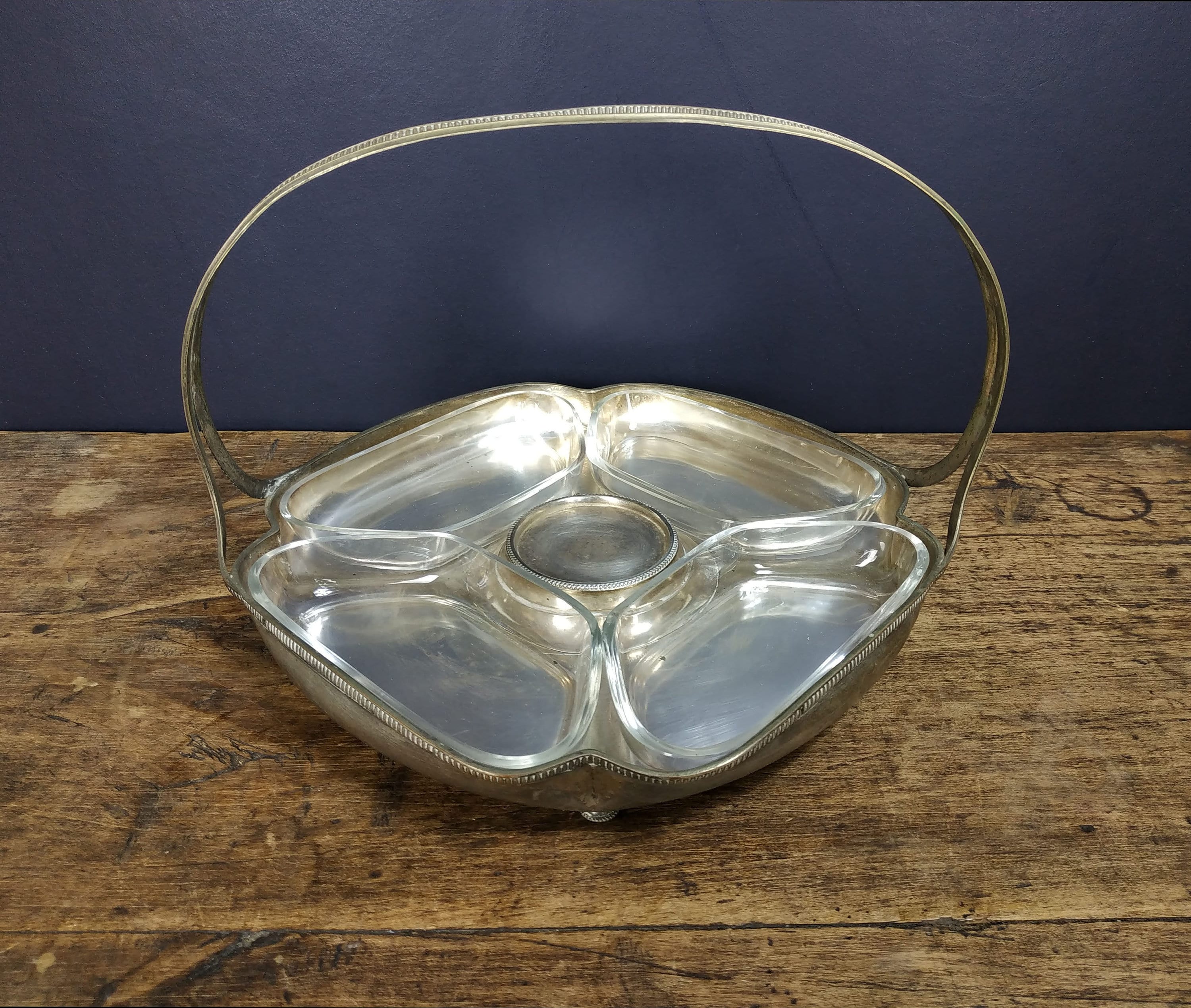 Plateau Vintage, Grand Français Art Déco en Argent Plaqué Plateau Métal, Quatre Verres Plats, de Ser