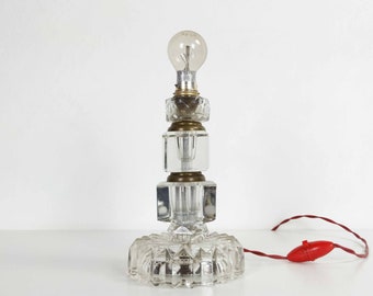 Val Saint-Lambert de Belgique des années 1930 Art déco Lampe à bloc de verre empilé avec câble rouge et interrupteur, éclairage vintage original
