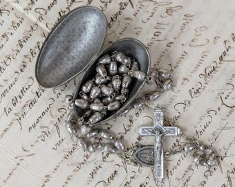 Rosario de Fátima en estuche de huevo grabado con estrella, rosario católico antiguo con cuentas de bellota, devocional de bolsillo de metal plateado