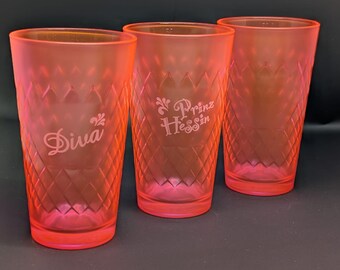 0.25L Ribbed Apple Wine Glasses in Neon Pink