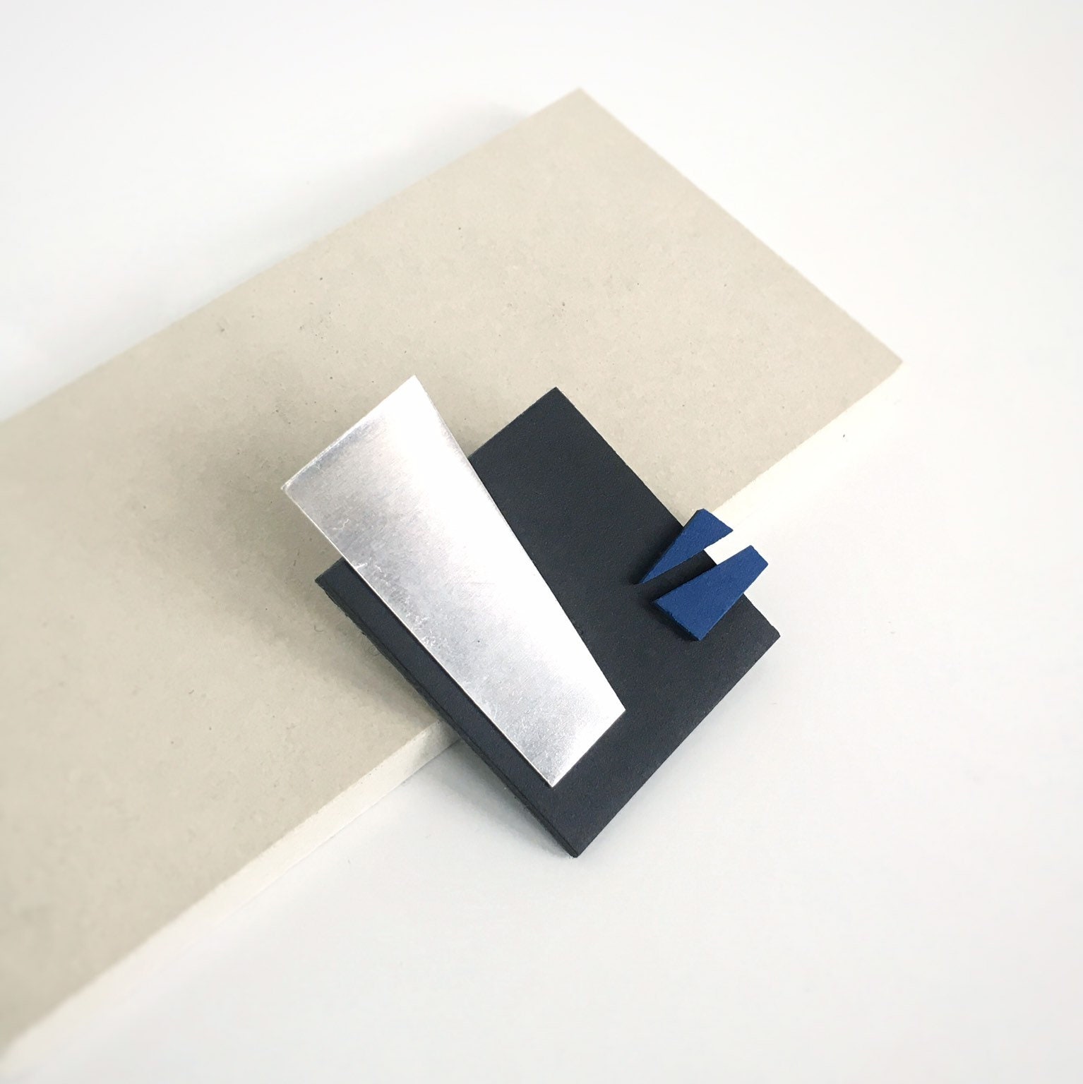 Black geometric abstract brooch pin, blue Mondrian inspired modern brooch for artists, silver architectural brooch for eco conscious