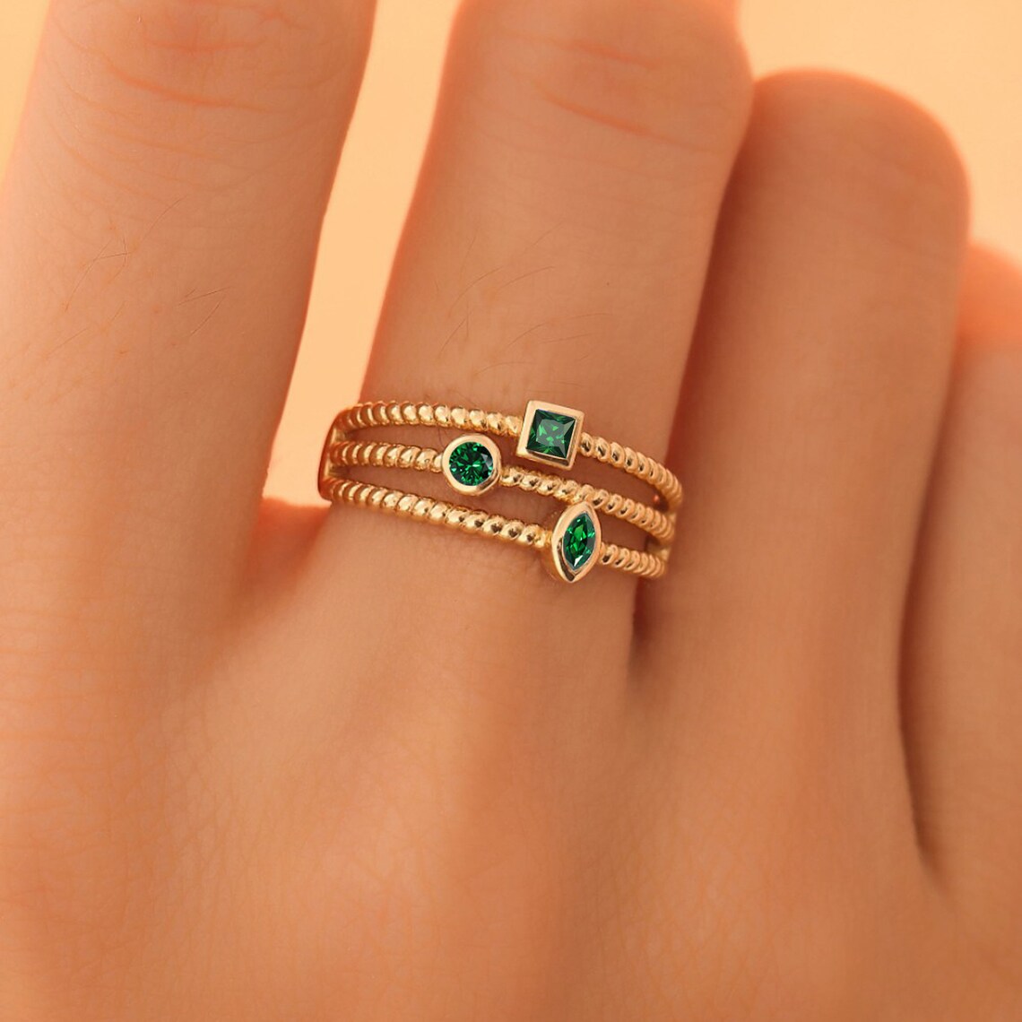 Vintage Lab Emerald Gemstone Ring / Solid Gold Lab Emerald Etsy