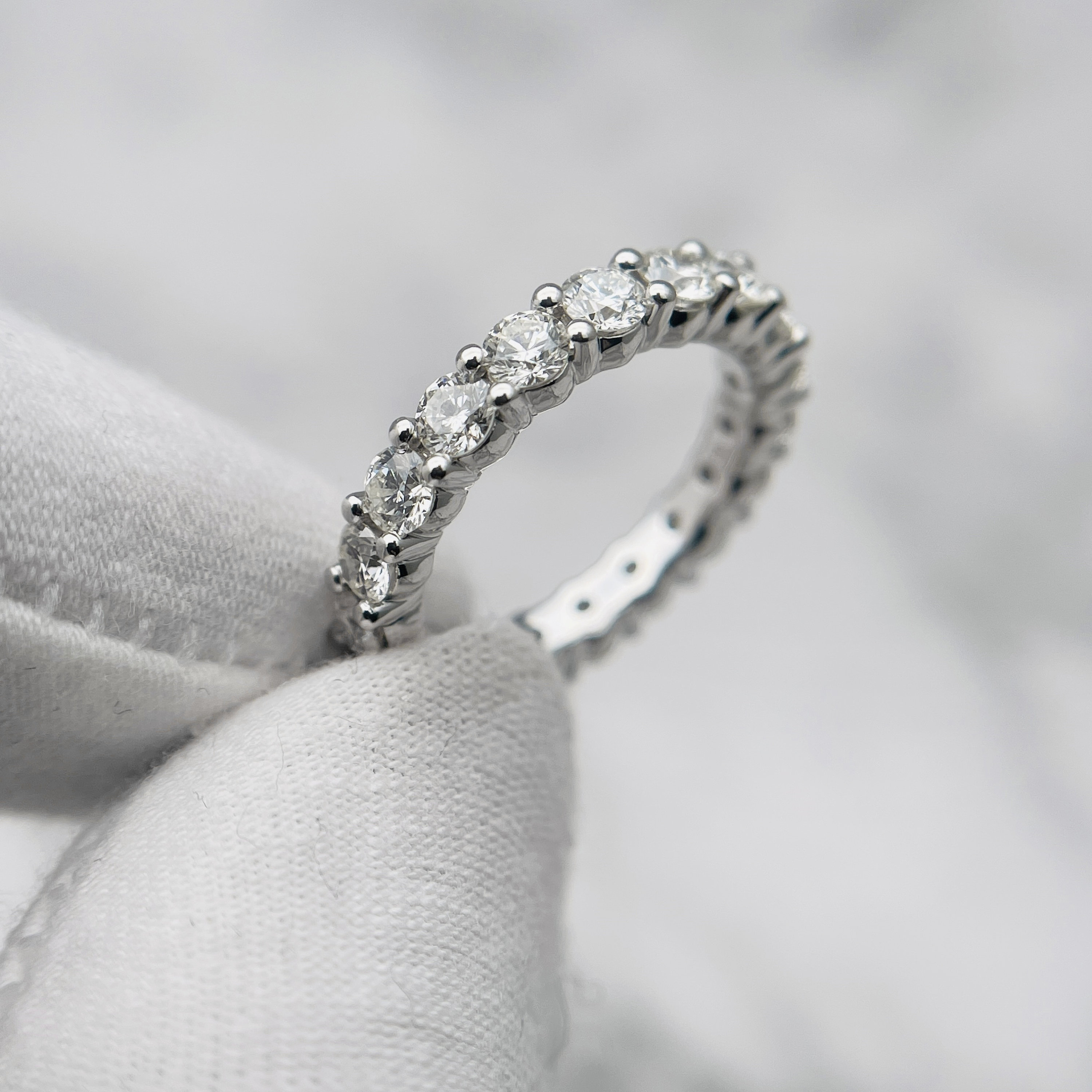 Moissanite Eternity Ring / Moissanite Solid Gold Eternity Band Etsy UK