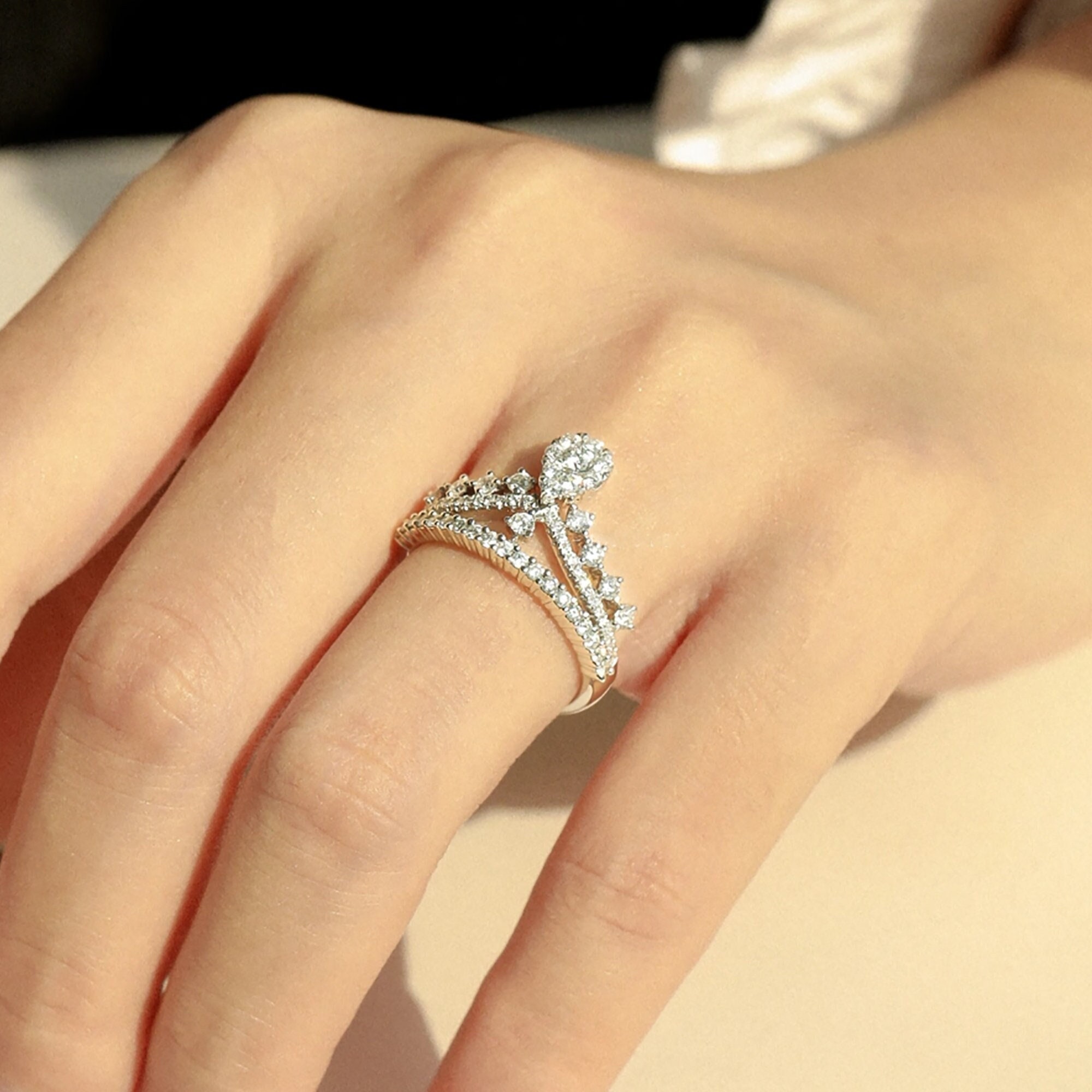 Princess crown deals wedding ring
