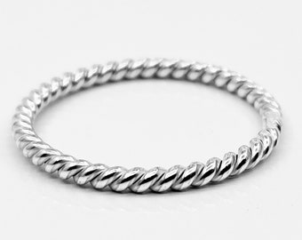 Twist Ring, Rope Ring, Stacking Ring, Silver Twist Ring, Sterling Silver Ring, Unisex Rope Design, Thin Rope Ring, Minimalist Ring, Jewelry