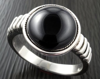 Schwarzer Onyx-Ring, 925 Sterling Silber Ring, runder Edelstein-Ring, handgefertigter Ring, Boho-Schmuck, Geschenk für sie, Cabochon-Ring