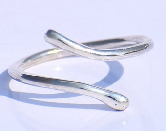 Doppelkugelring, minimalistischer Schmuck, böhmischer Schmuck, handgemachter Schmuck, teurer Schmuck, verstellbarer Ring, Damenring aus