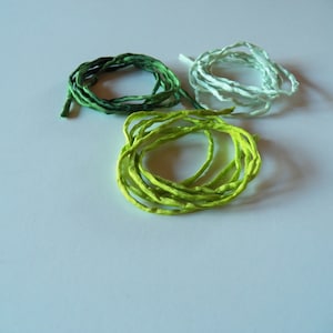 Cordões de seda, fitas de seda, 100% seda, tingidos à mão, aprox. 1 m de comprimento, tons de verde