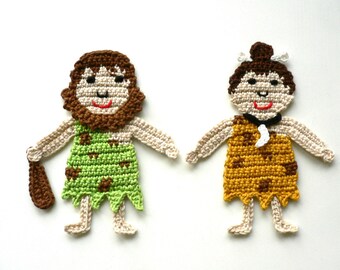 Neandertaler Mann oder Frau, Häkelapplikation, Applikation, Accessoires, Aufnäher, Crochet-Application,