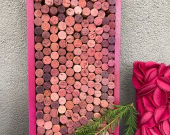 Pinwall; wine corks; picture; decoration