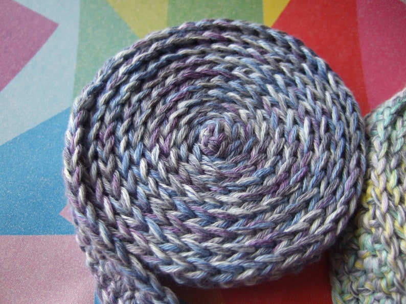 Crochet snail ribbon Fabienne for small hands