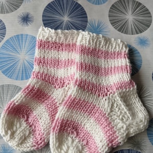 Calcetines para bebé - calcetines para recién nacido con aspecto de rizos