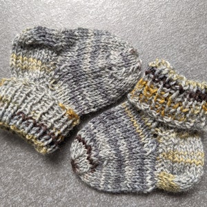 Baby socks - newborn socks grey / olive