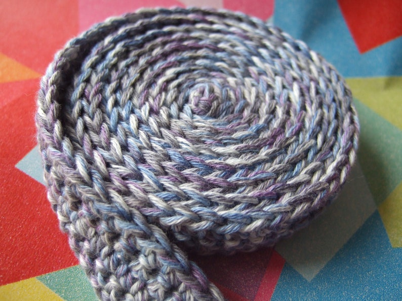 Crochet snail ribbon Fabienne for small hands
