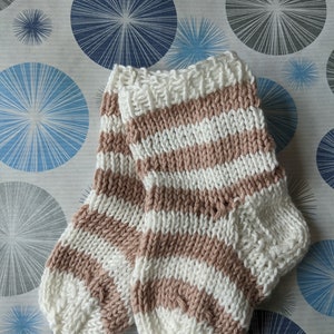 Calcetines para bebé - calcetines para recién nacido con aspecto de rizos