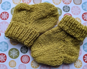 BabySöckchen - Neugeborenen-Socken senfgelb