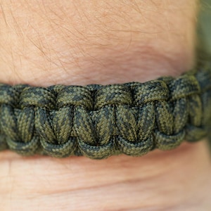 OD Green & Black Camo 550 Survival Paracord Bracelet