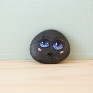Small Emotional Pebble Buddy - Kawaii Cute Face - Rock Friendly - Unique Pet Gift
