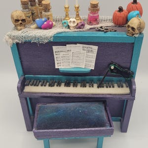 Miniaturowe pianino - Halloween
