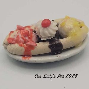 Miniature Banana Split (1)