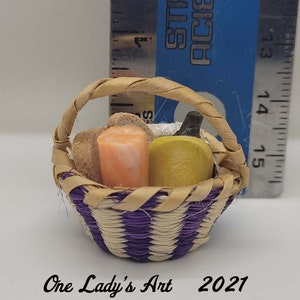 Miniature Picnic Basket Purple (1)