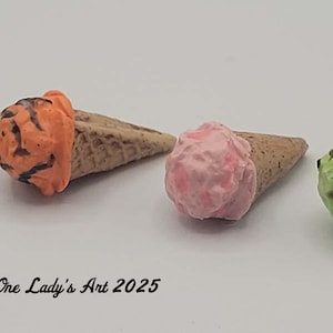 Miniature Ice Cream (4 cones )